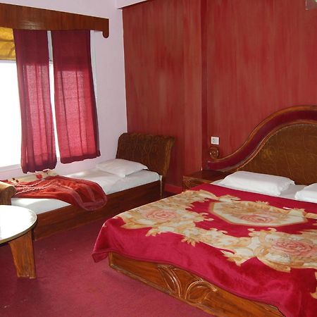 Hotel Park Масурі Екстер'єр фото